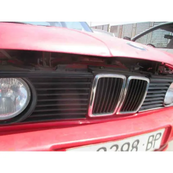 BMW SERIE 3 BERLINA (E30) '1990 316I ROJO