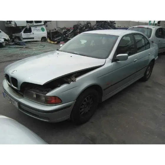 BMW SERIE 5 BERLINA (E39) '1997 525TDS VERDE