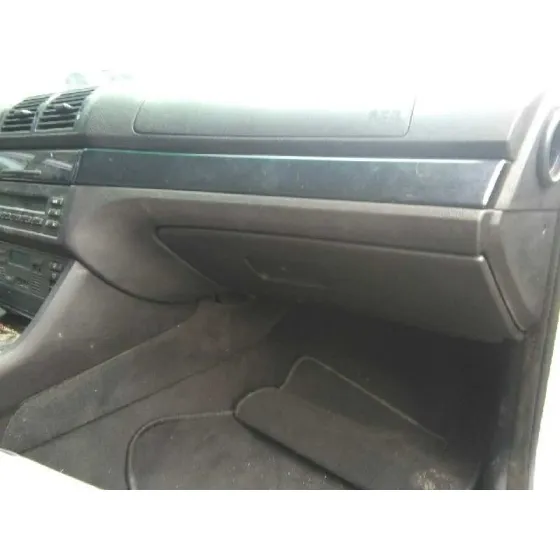 BMW SERIE 5 BERLINA (E39) '1997 525TDS VERDE