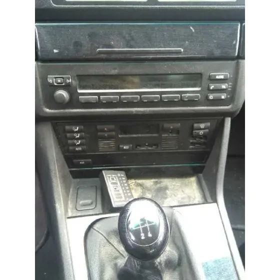 BMW SERIE 5 BERLINA (E39) '1997 525TDS VERDE