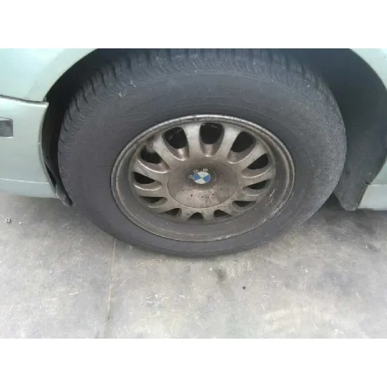 BMW SERIE 5 BERLINA (E39) '1997 525TDS VERDE