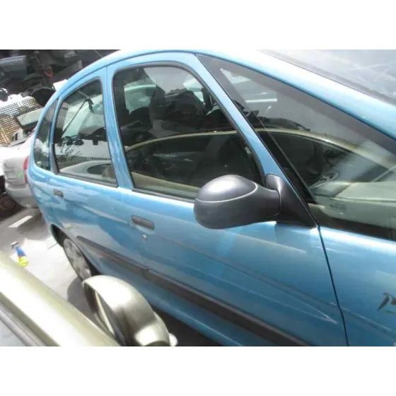 CITROEN XSARA PICASSO '2000 2.0 HDI CAT (RHY / DW10TD) AZUL CLARO