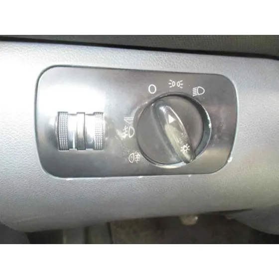 SEAT LEON (1M1) '2000 SIGNO VERDE