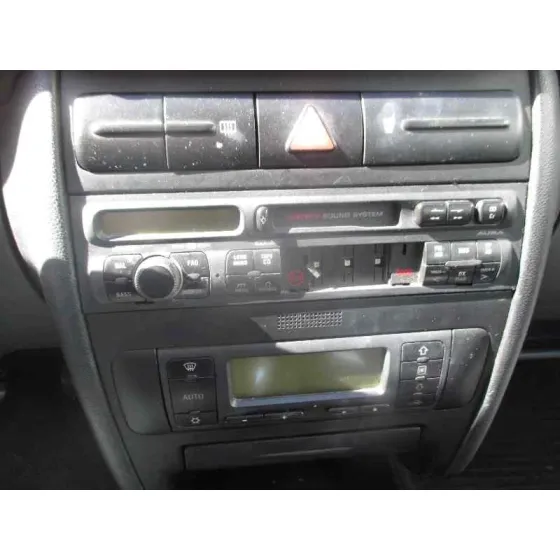 SEAT LEON (1M1) '2000 SIGNO VERDE