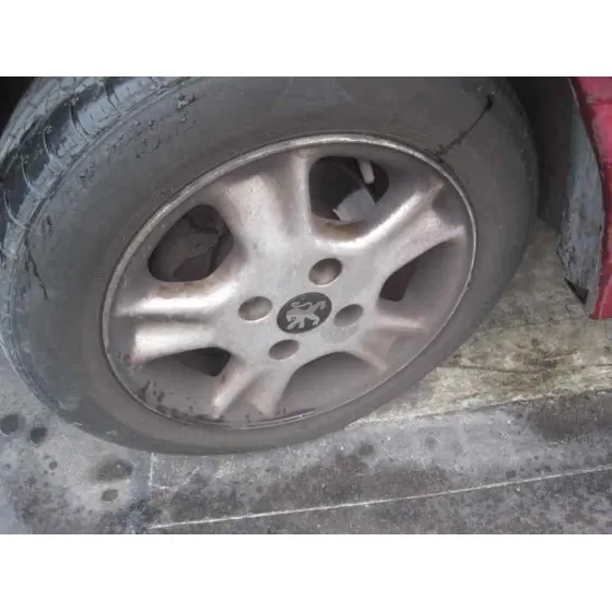 PEUGEOT 306 BERLINA 3/4/5 PUERTAS (S2) '1999 BOULEBARD ROJO