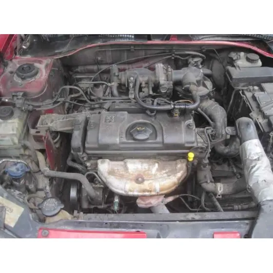 PEUGEOT 306 BERLINA 3/4/5 PUERTAS (S2) '1999 BOULEBARD ROJO