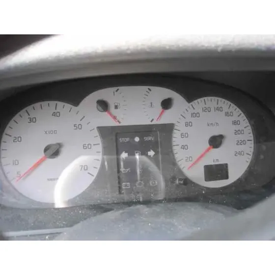 RENAULT MEGANE I COUPE FASE 2 (DA..) '2000 1.4 16 V DYNAMIQUE PLATA