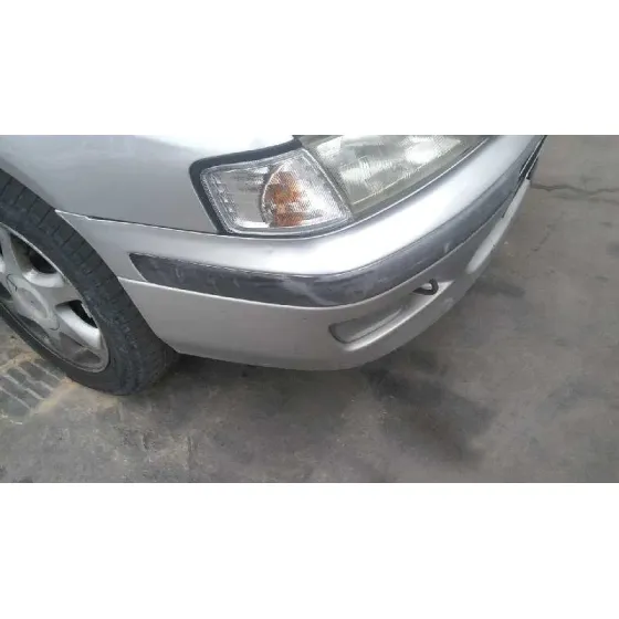 NISSAN PRIMERA BERLINA (P11) '1999 1.6 16V CAT PLATA
