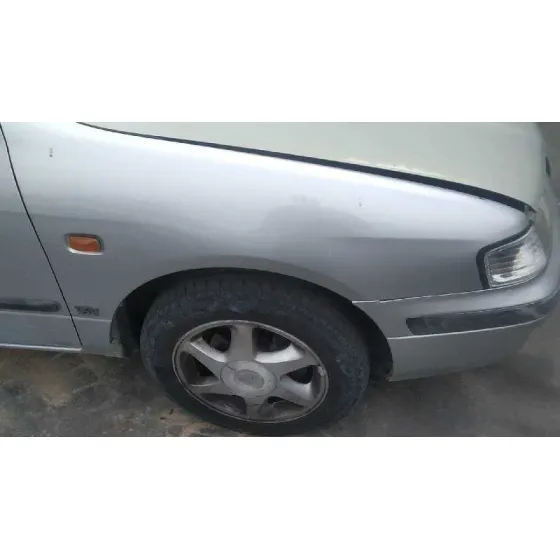 NISSAN PRIMERA BERLINA (P11) '1999 1.6 16V CAT PLATA