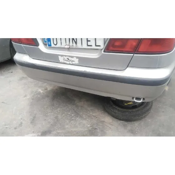 NISSAN PRIMERA BERLINA (P11) '1999 1.6 16V CAT PLATA