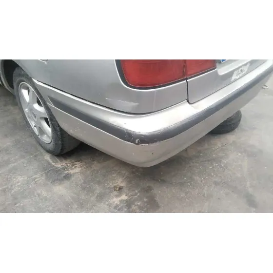 NISSAN PRIMERA BERLINA (P11) '1999 1.6 16V CAT PLATA