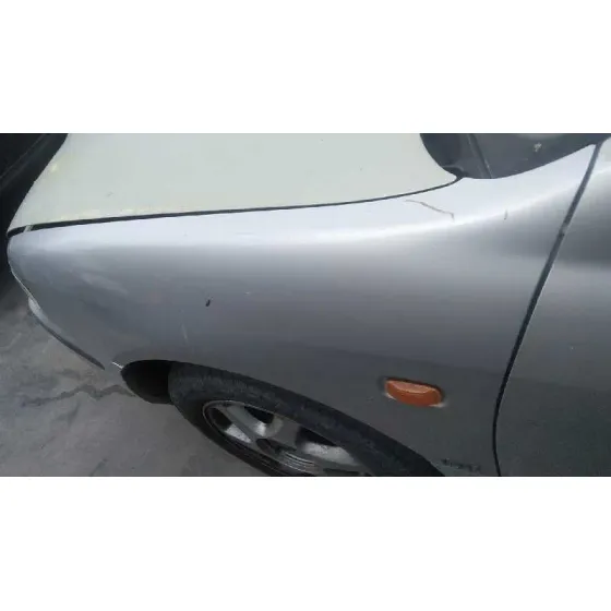 NISSAN PRIMERA BERLINA (P11) '1999 1.6 16V CAT PLATA