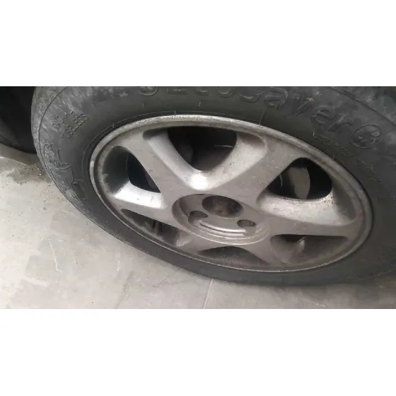 NISSAN PRIMERA BERLINA (P11) '1999 1.6 16V CAT PLATA