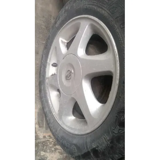 NISSAN PRIMERA BERLINA (P11) '1999 1.6 16V CAT PLATA