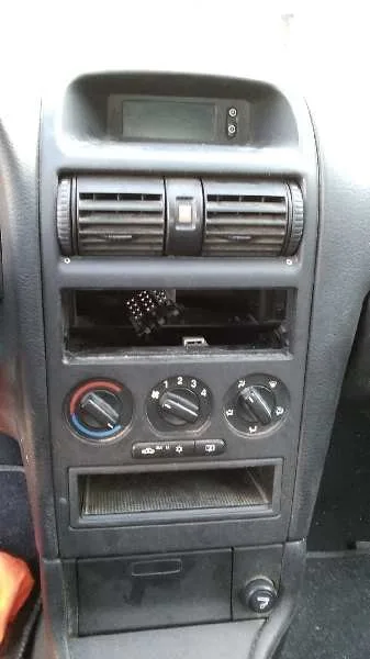 OPEL ASTRA G BERLINA '1999 COMFORT PLATA