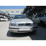 VOLVO S40 BERLINA '1999 1.8I GRIS