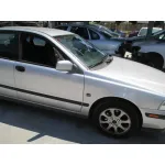 VOLVO S40 BERLINA '1999 1.8I GRIS