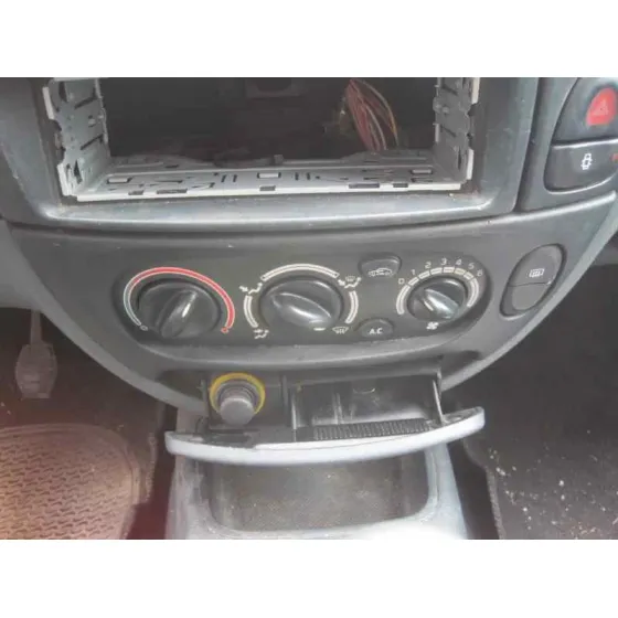 RENAULT MEGANE I CLASSIC (LA0) '1998 1.6 EUROPA GRANATE