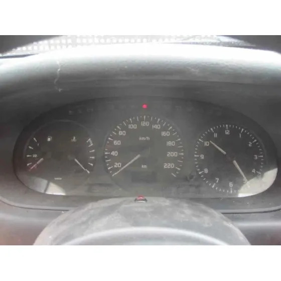 RENAULT MEGANE I CLASSIC (LA0) '1998 1.6 EUROPA GRANATE