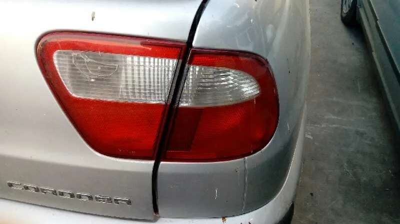 SEAT CORDOBA BERLINA (6K2) '1999 STELLA PLATA