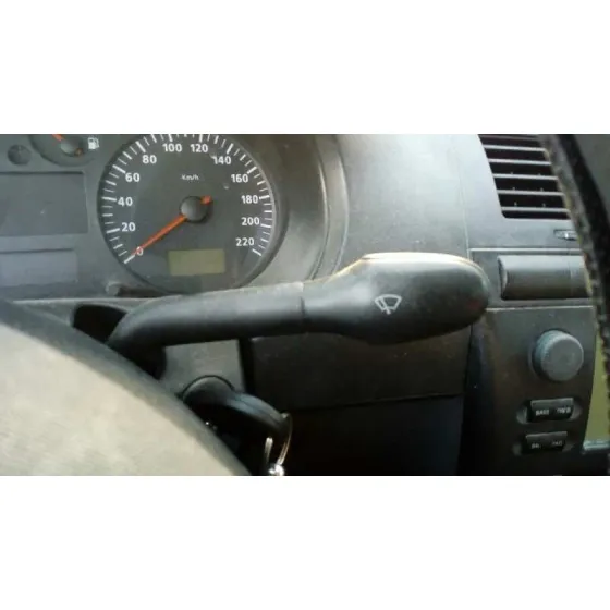 SEAT CORDOBA BERLINA (6K2) '1999 STELLA PLATA