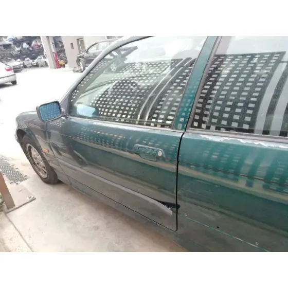 BMW SERIE 3 COMPACTO (E36) '1997 318TI VERDE BOTELLA