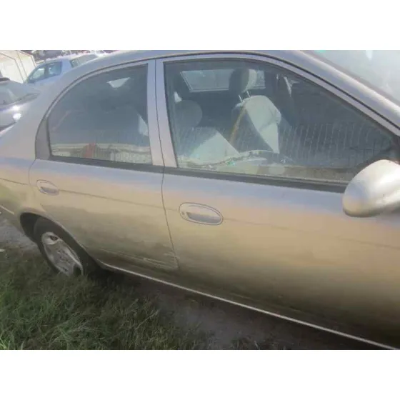 KIA SHUMA '1999 1.5 RS 5 BERLINA PLATA