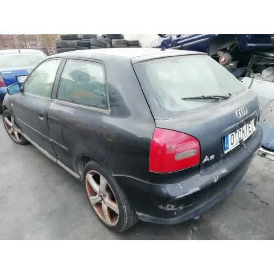 AUDI A3 (8L) '2000 1.8 20V TURBO NEGRO