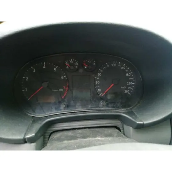 AUDI A3 (8L) '2000 1.8 20V TURBO NEGRO