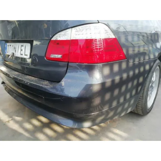 BMW SERIE 5 TOURING (E61) '2009 525D NEGRO