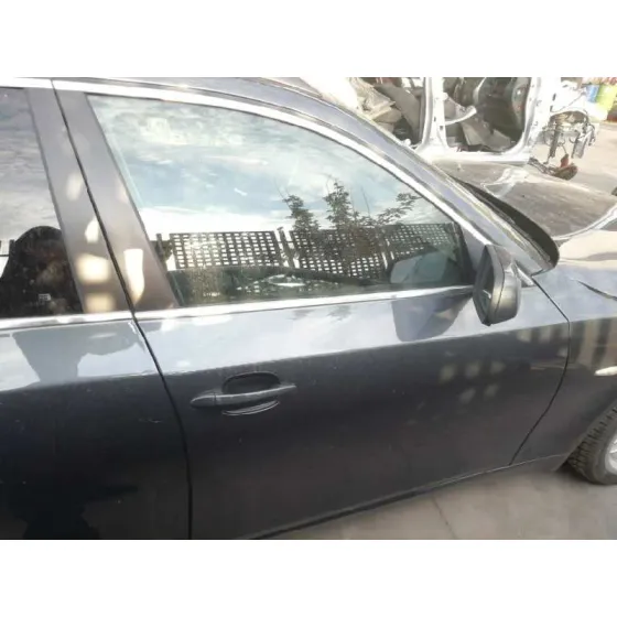 BMW SERIE 5 TOURING (E61) '2009 525D NEGRO