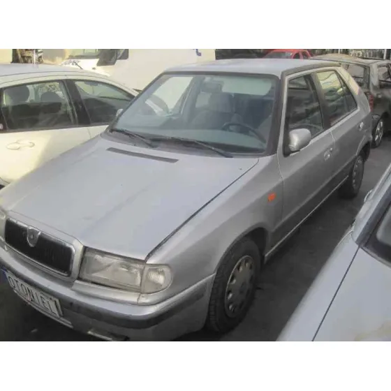 SKODA FELICIA BERLINA ( 791) '1999 GLX PLATA