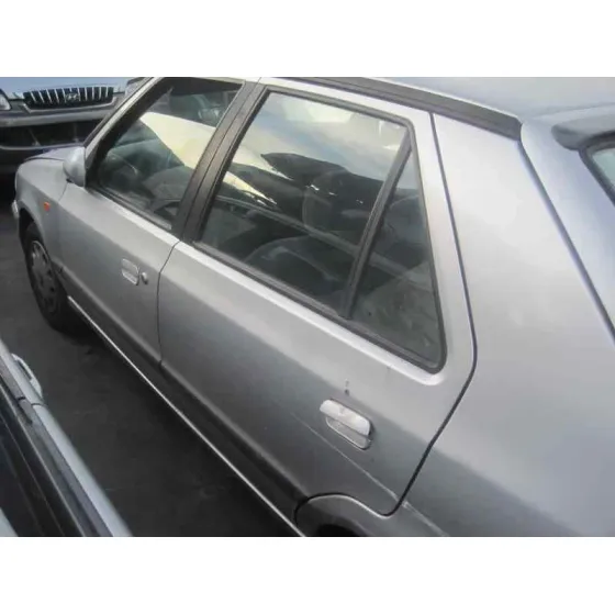 SKODA FELICIA BERLINA ( 791) '1999 GLX PLATA
