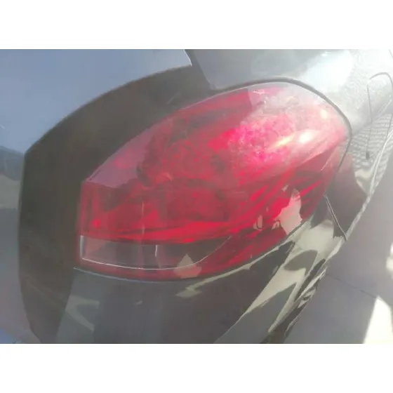 RENAULT CLIO GRANDTOUR '2009 AUTHENTIQUE GRIS OSCURO