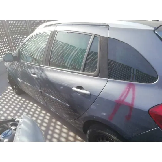 RENAULT CLIO GRANDTOUR '2009 AUTHENTIQUE GRIS OSCURO