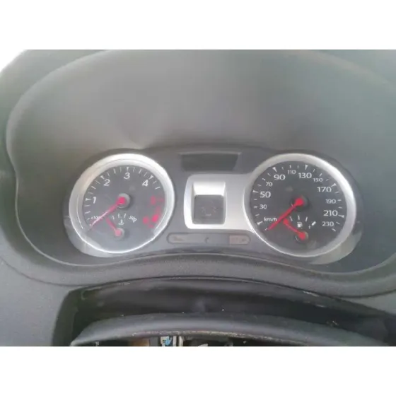RENAULT CLIO GRANDTOUR '2009 AUTHENTIQUE GRIS OSCURO