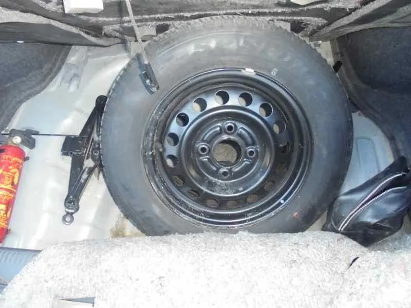 MITSUBISHI GALANT BERLINA (EA0) '1998 2000 GLS CLIMATIZADO GRIS