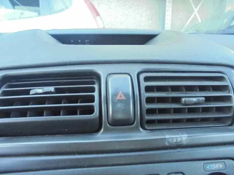 MITSUBISHI GALANT BERLINA (EA0) '1998 2000 GLS CLIMATIZADO GRIS