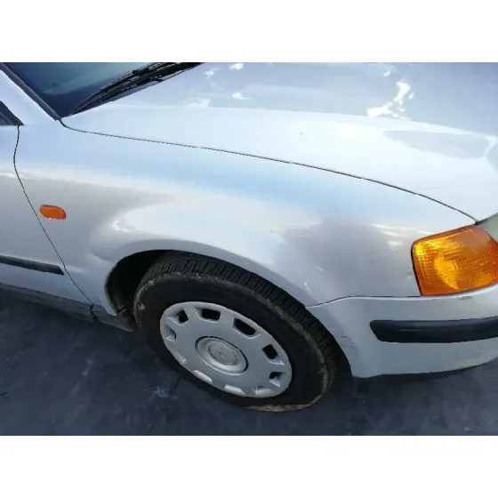VOLKSWAGEN PASSAT BERLINA (3B2) '1997 1.8 GRIS PLATA