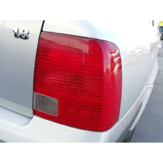 VOLKSWAGEN PASSAT BERLINA (3B2) '1997 1.8 GRIS PLATA