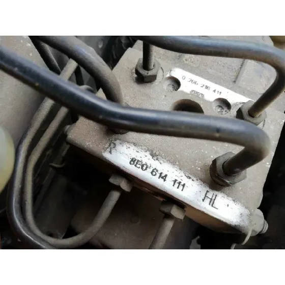 VOLKSWAGEN PASSAT BERLINA (3B2) '1997 1.8 GRIS PLATA