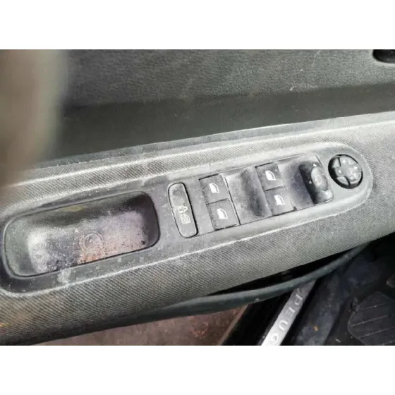 PEUGEOT 3008 '2009 CONFORT NEGRO/CALCINADO