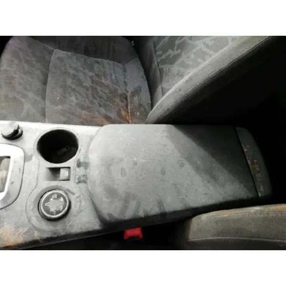 PEUGEOT 3008 '2009 CONFORT NEGRO/CALCINADO