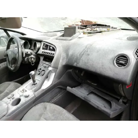 PEUGEOT 3008 '2009 CONFORT NEGRO/CALCINADO