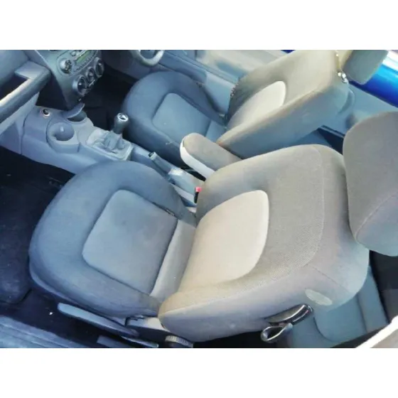 VOLKSWAGEN NEW BEETLE (9C1/1C1) '2002 1.6 AZUL
