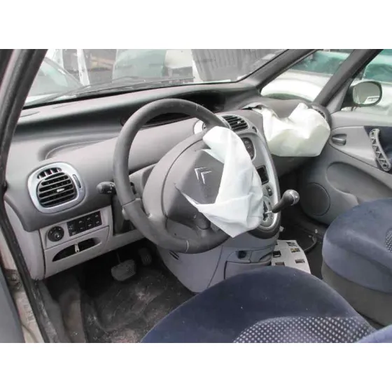 CITROEN XSARA PICASSO '2003 2.0 16V EXCLUSIVE PLATA
