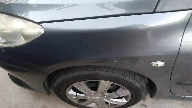 PEUGEOT 307 BERLINA (S2) PEUGEOT 307 BERLINA (S2) '2006 XT GRIS CENIZA 2005