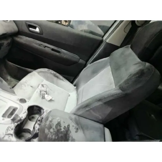 PEUGEOT 3008 '2010 CONFORT GRIS