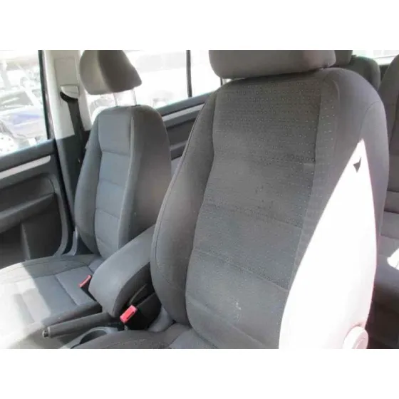 VOLKSWAGEN TOURAN (1T1) '2006 TRENDLINE NEGRO