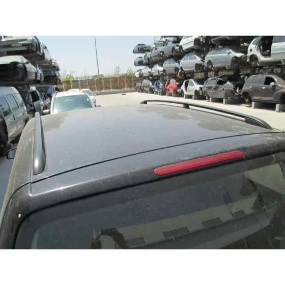 VOLKSWAGEN TOURAN (1T1) '2006 TRENDLINE NEGRO